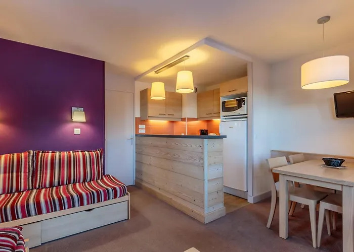 Confortable Avec Balcon Ensoleille Et Parking Couvert - Fr-1-351-213 拉普拉涅