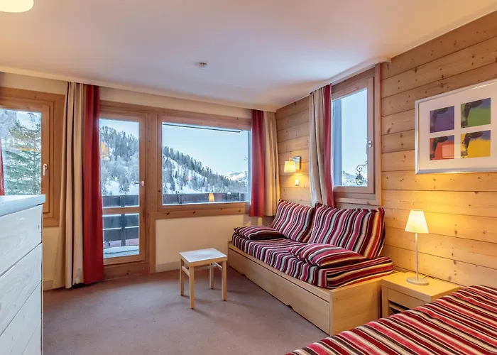 Confortable Avec Balcon Ensoleille Et Parking Couvert - Fr-1-351-213 * 拉普拉涅